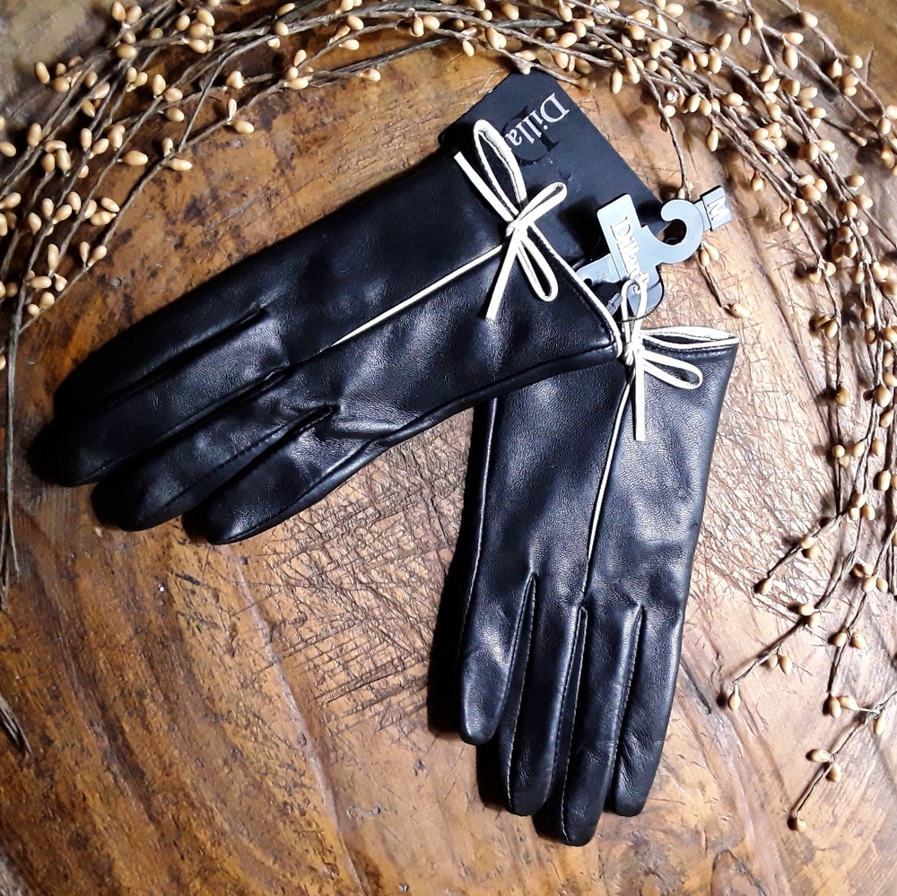 Feminine Leather Gloves ❄NWT